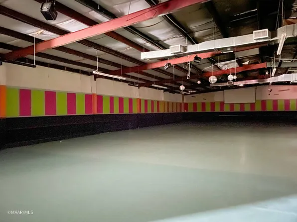 158 N Jackson St, Grove Hill, AL 36451