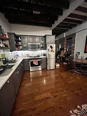 Rented by Nooklyn NYC LLC | media 46
