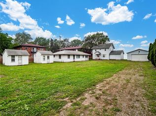 4144 Shore Dr, Lorain, OH