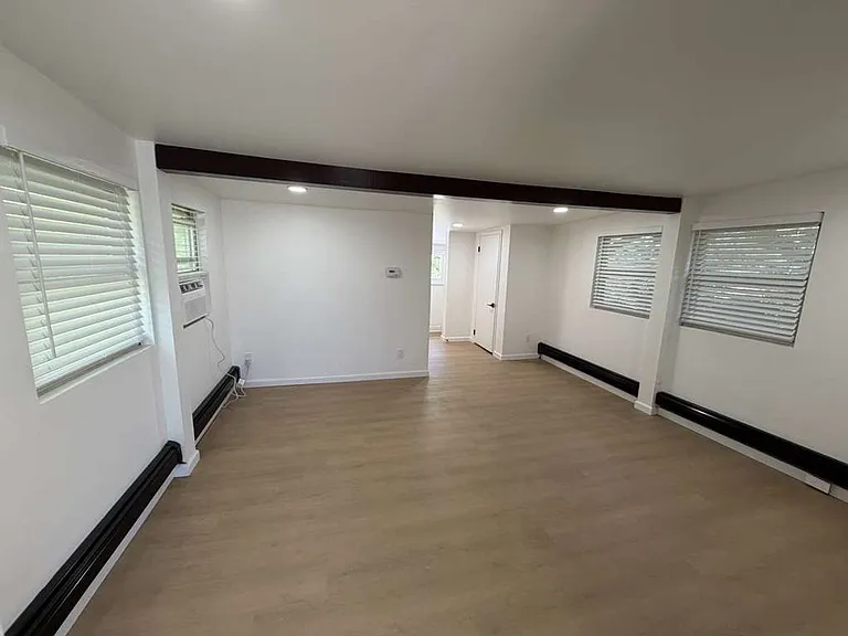 309 S 2nd Ave — Photo 14
