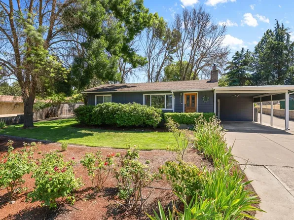 1422 Hillcourt St, Medford, OR 97504