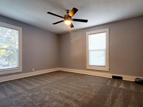 2nd image of 926 B St #A