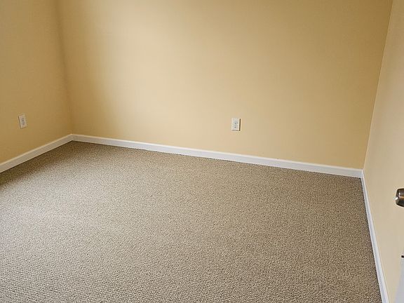 3rd image of 661 Bray Ave
