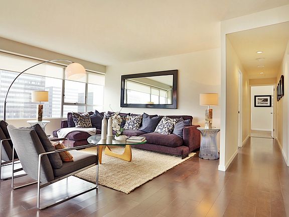 5th image of 3460 W 7th St APT 307