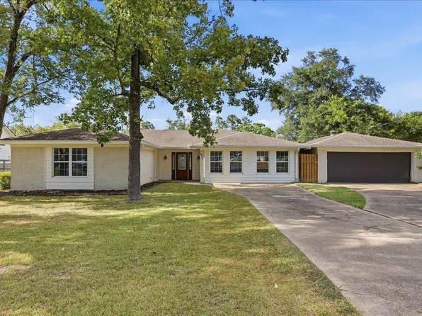 375 Dorothy Dr, Rose Hill Acres, TX 77657