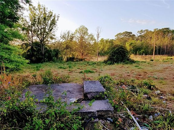 3rd image of 31830 Lake Dr