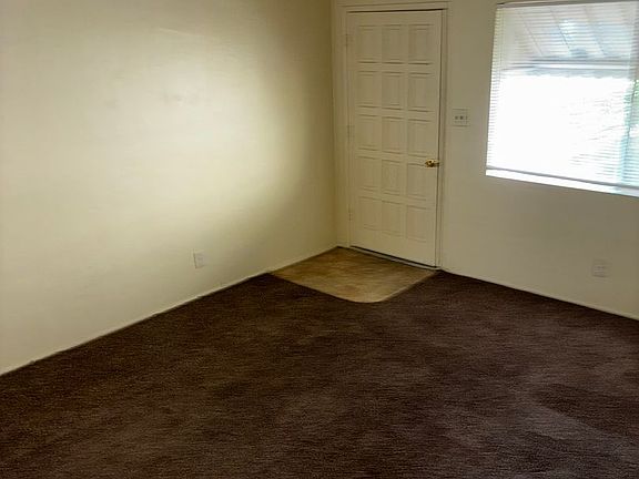 4th image of 226 N Stine Rd #612d8cfea