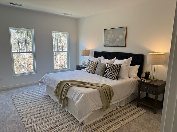 5th image of 2208 Noble Townes Way