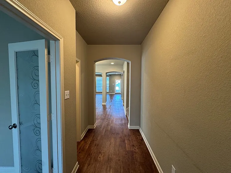 3309 Addison St — Photo 4