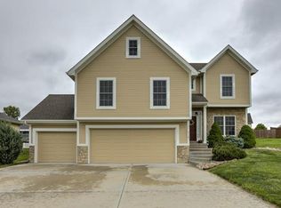 2114 Bradford Pl, Excelsior Springs, MO 64024
