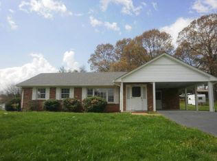 123 Triple Oak Cir, Madison Heights, VA 24572