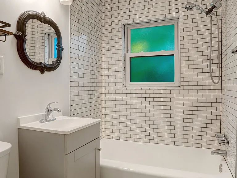 2340 Fairview Ter — Photo 19