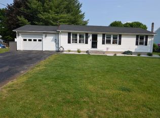 19 Kent Rd, Red Hook, NY 12571