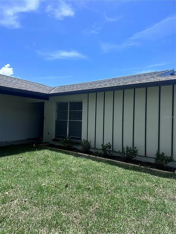 4 bed, 2.0 bath, 1594 sqft, $3,100 — Photo 3