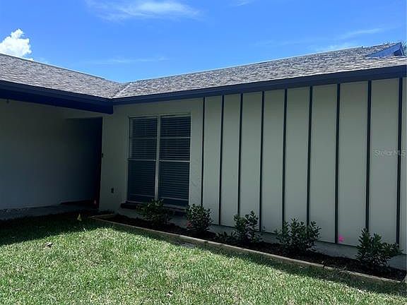 3rd image of 2380 Timbercrest Cir W