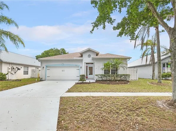 1709 Primrose Ct, Port Saint Lucie, FL 34952