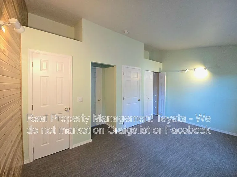 816 20th St #100 — Photo 20