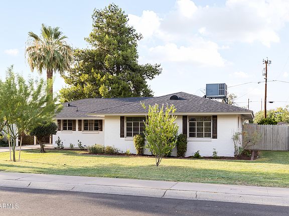 3rd image of 2226 W CATALINA Drive