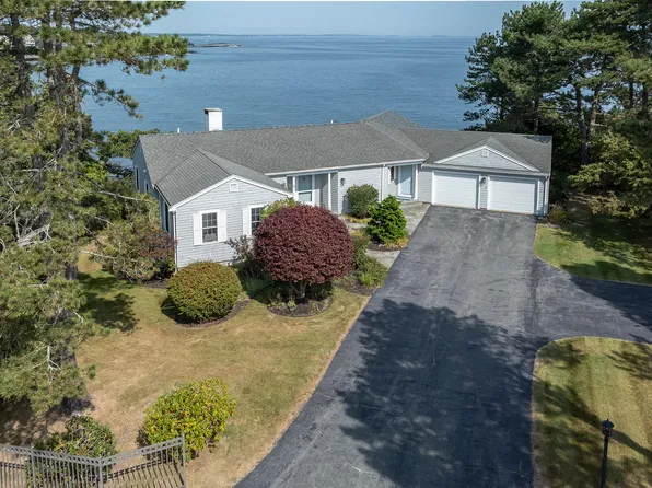 28 Salt Spray Lane, Cape Elizabeth, ME 04107