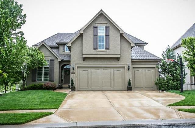 1st image of 15511 Shawnee Dr