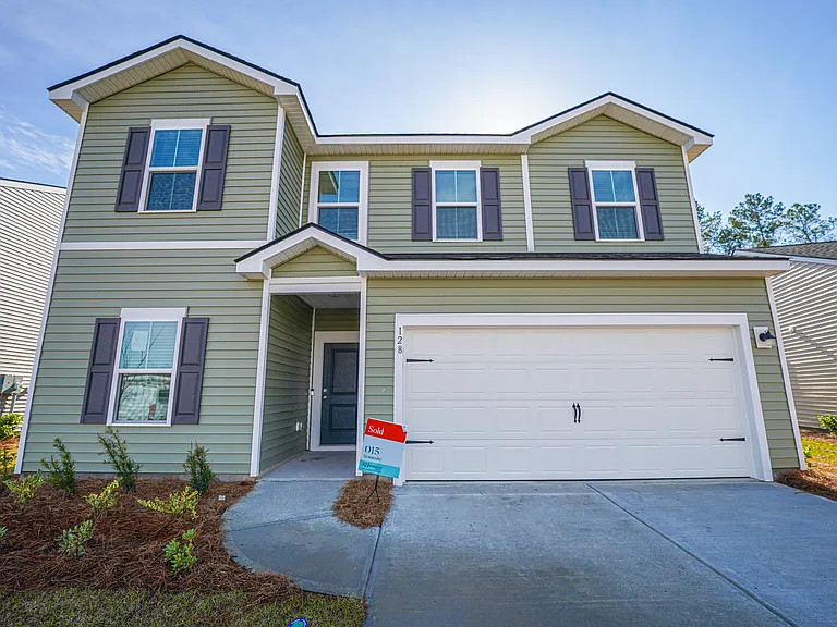 128 Kingswood Cir — Photo 2