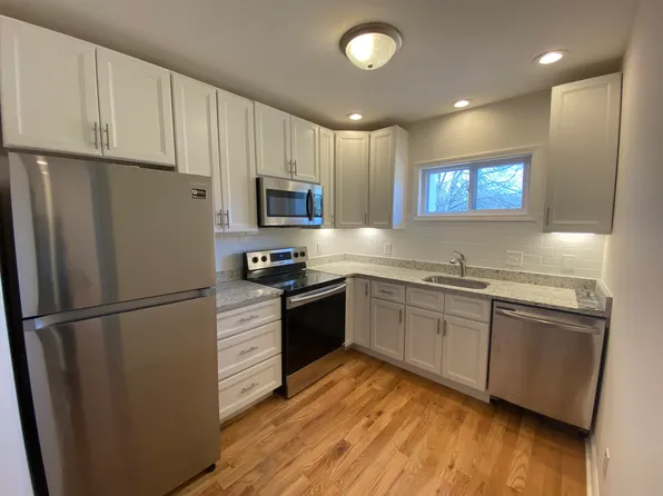 921A Concordia Ln, Saint Louis, MO 63105