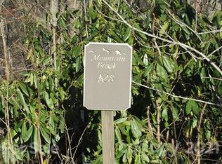 Cahill Ct, Burnsville, NC 28714