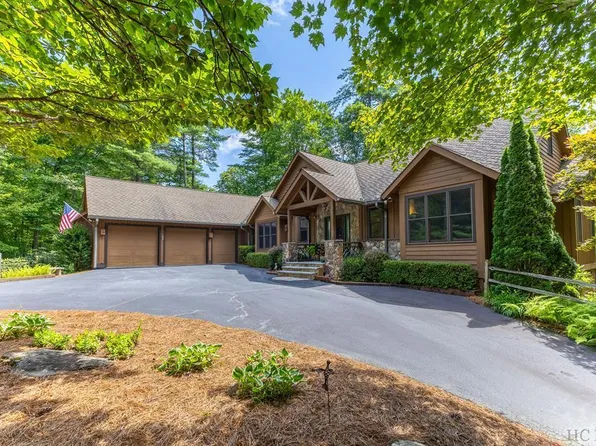 939 Winding Creek Road, Sapphire, NC 28774