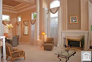 4th image of 723 S Canyon Garden Ln