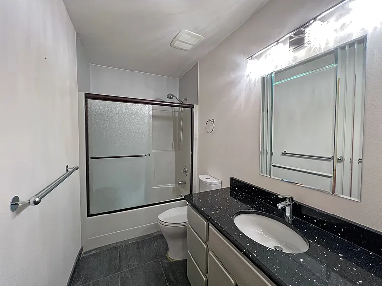 7512 Leif Ericson Dr — Photo 65