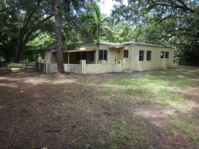 1st image of 1691 NE 144th St