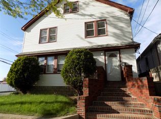 24301 132nd Rd, Rosedale, NY 11422