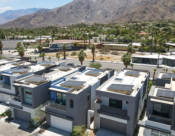 2695 Majestic Way — Photo 30