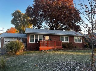 50 Highland Dr, Mooresville, IN