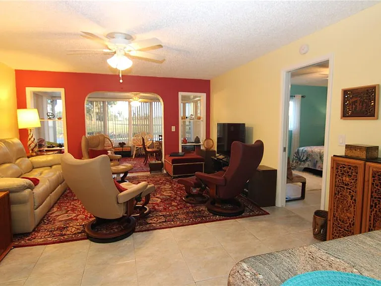 1207 Lakehouse Ct #1207 — Photo 5