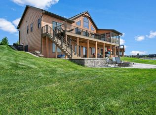 N8676 Beachtown Cir, New Lisbon, WI 53950