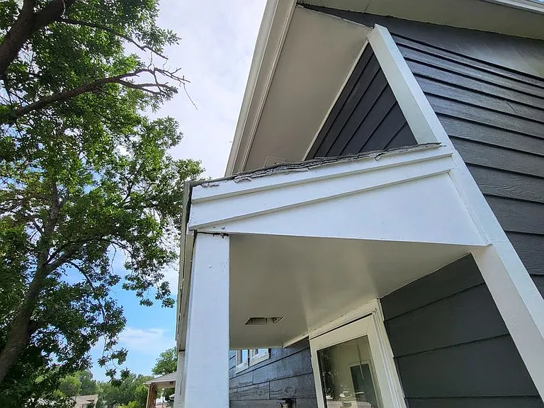 605 E Maple St — Photo 9