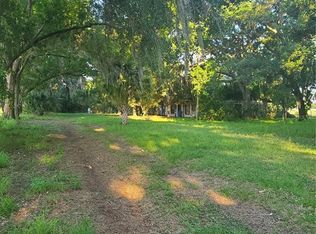 2002 S Forbes Rd, Plant City, FL 33566