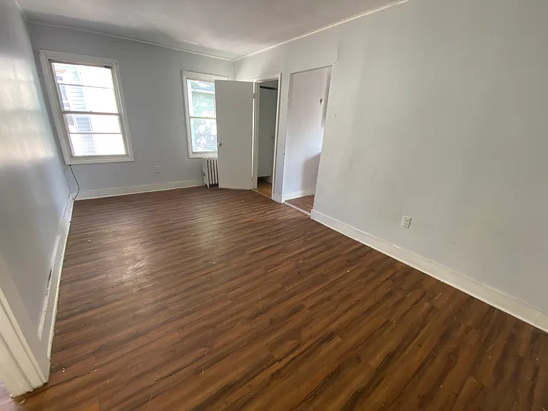 426-428 E Northampton St #4 — Photo 3