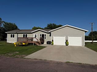 108 N Tibbetts St, Mount Vernon, SD 57363