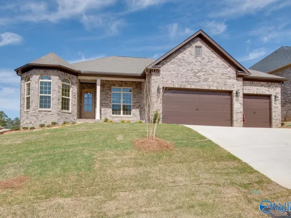 1309 Hackberry Ln, Huntsville, AL 35803