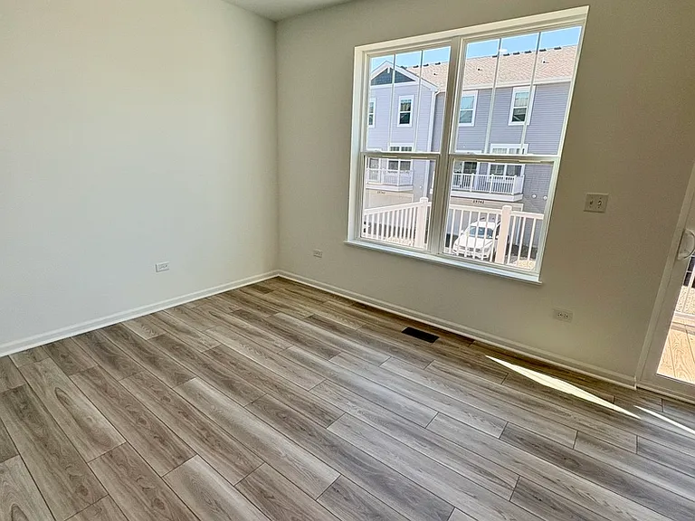 25752 W Yorkshire Dr — Photo 20