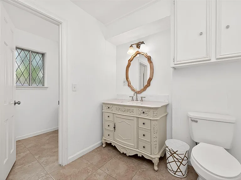 3815 Fernglade Dr — Photo 43