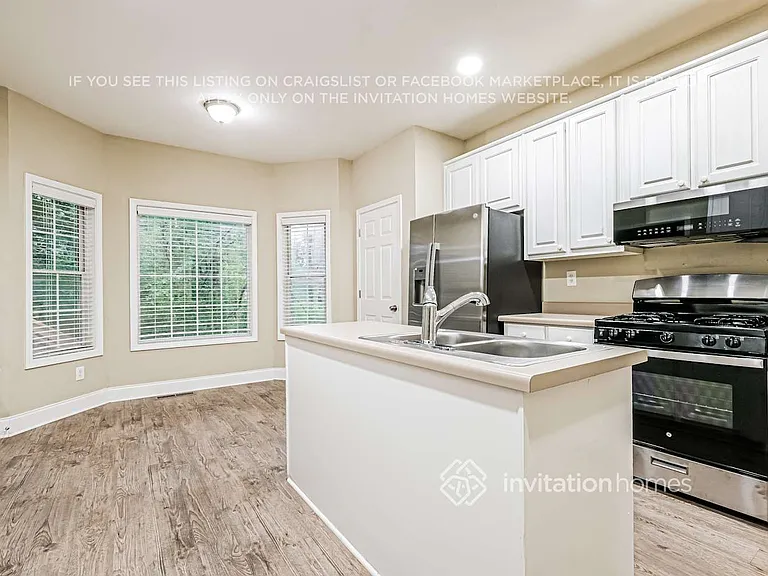1170 Fountain Glen Dr — Photo 9