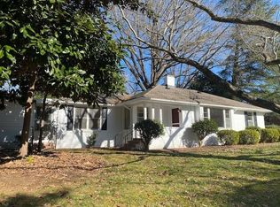 1810 6th St NW, Hickory, NC 28601
