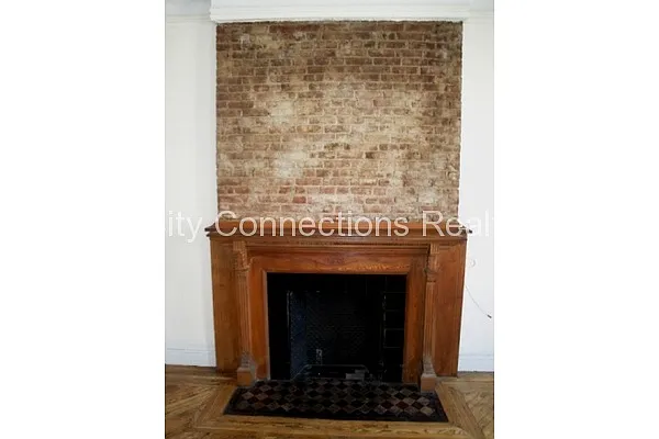 Rented by City Connections Realty | media 21