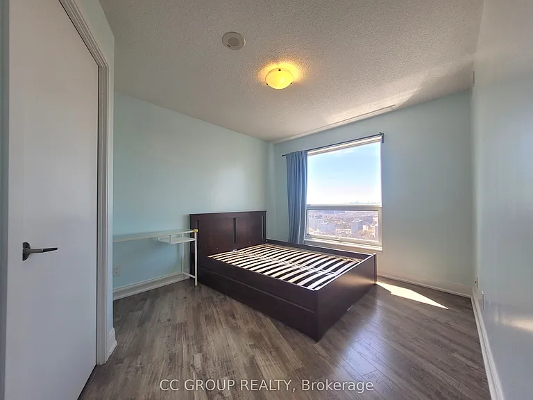 125 Village Green Sq #3405 — Photo 9