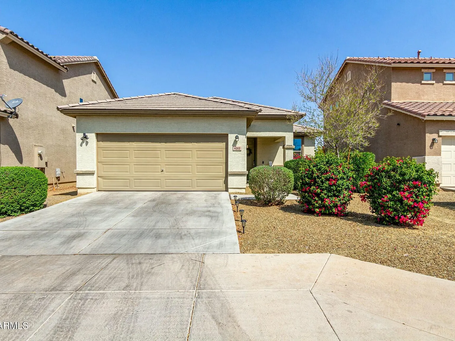 4 bed, 2.0 bath, 1578 sqft, $2,300 — Photo 3