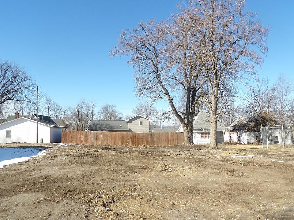 1st image of 709 N Davis St