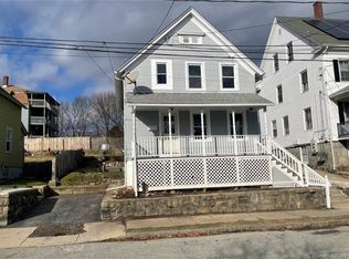10 Cliff St, New London, CT 06320
